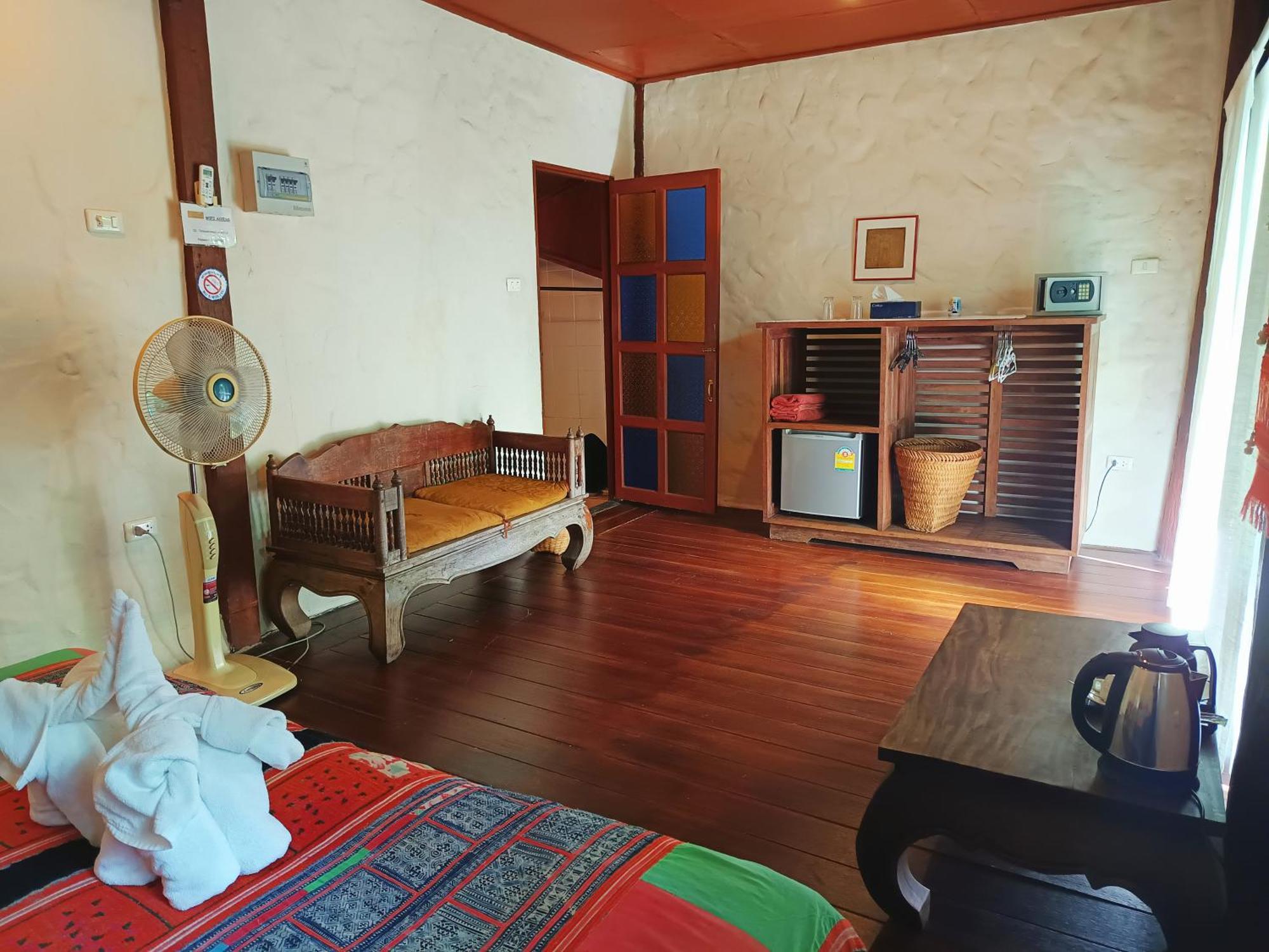 Tonnam Homestay Chiang Mai Eksteriør bilde